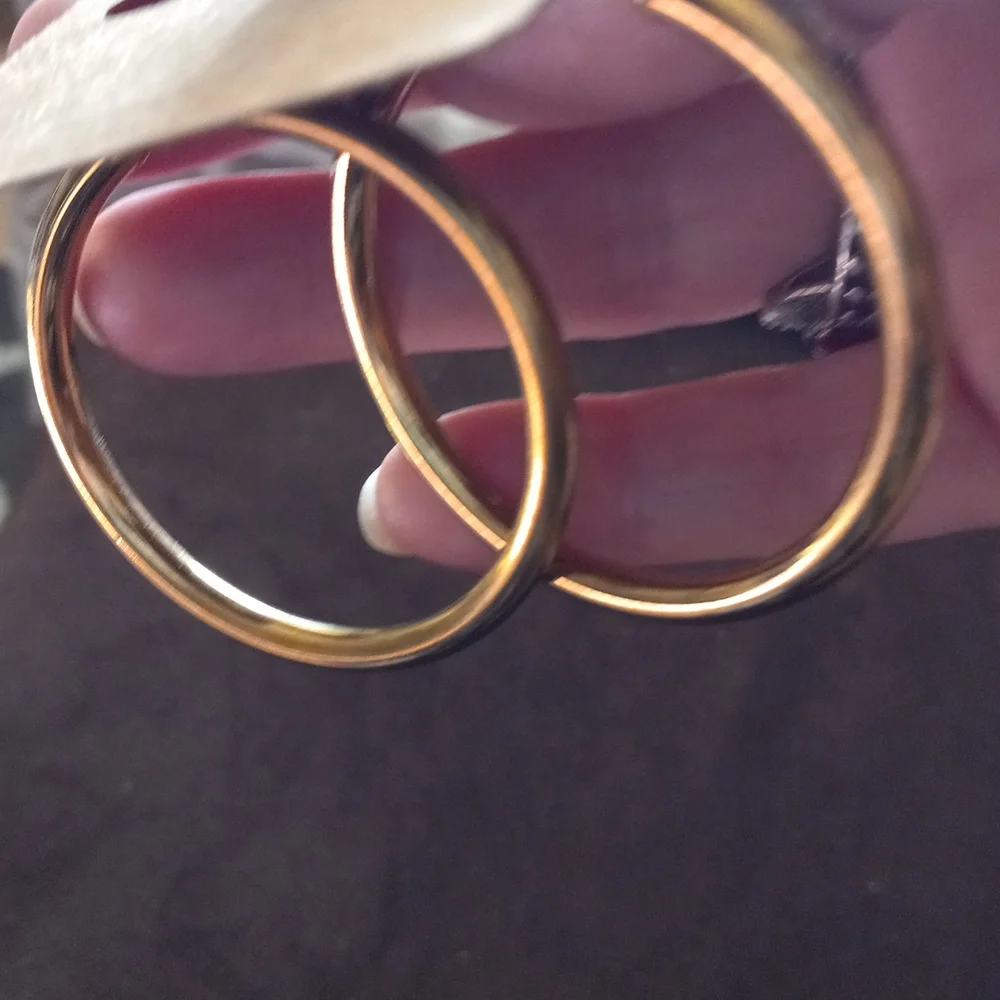 Medium Sz Hoops